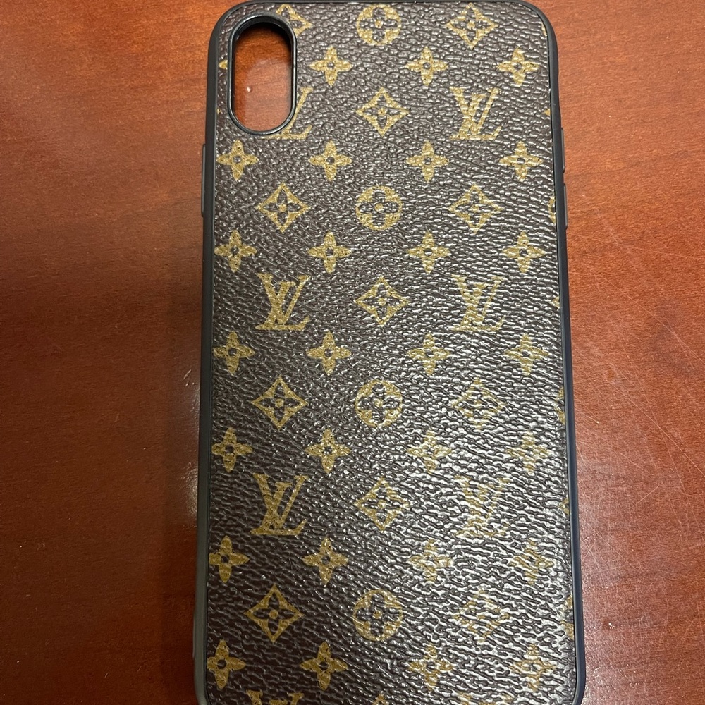 Mock Louis Vuitton phonecase